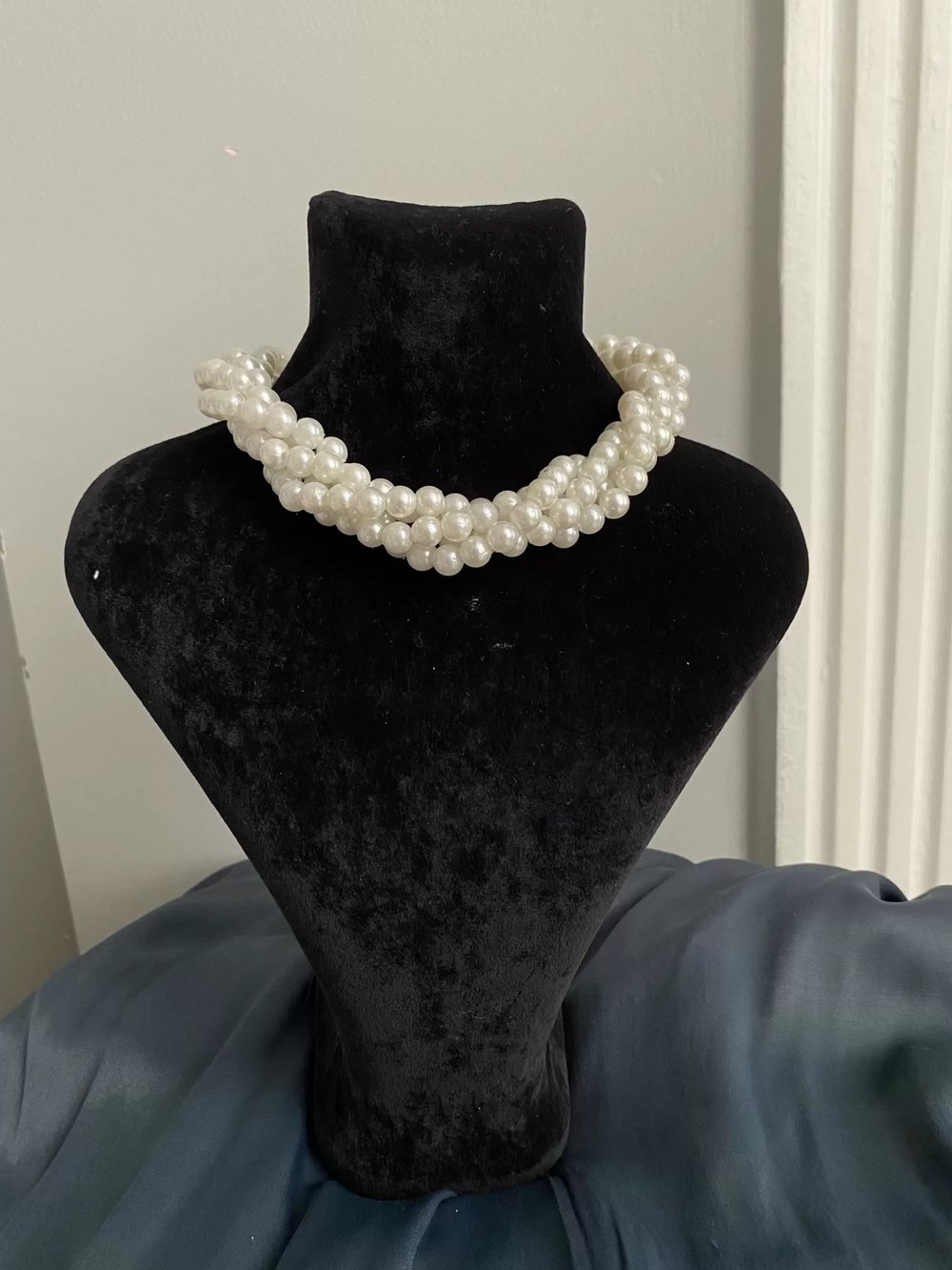 Chocker inci kolye