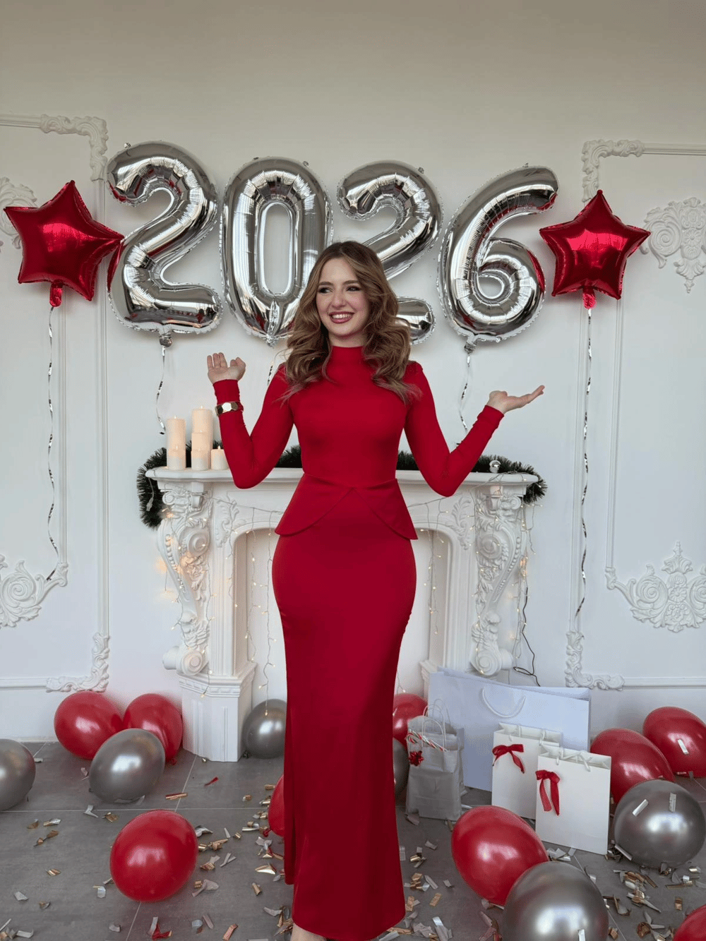 Dalgıç ve Saten Kumaş Mixli Peplum Kesim Kırmızı Elbise