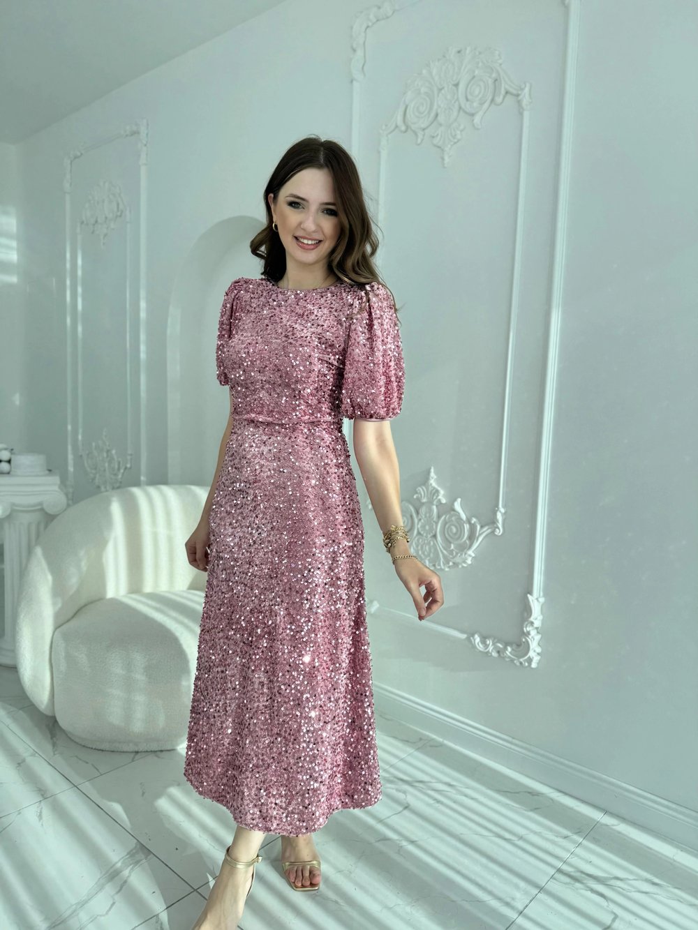 Işıltılı Vatkalı Pul Payet Pembe Elbise