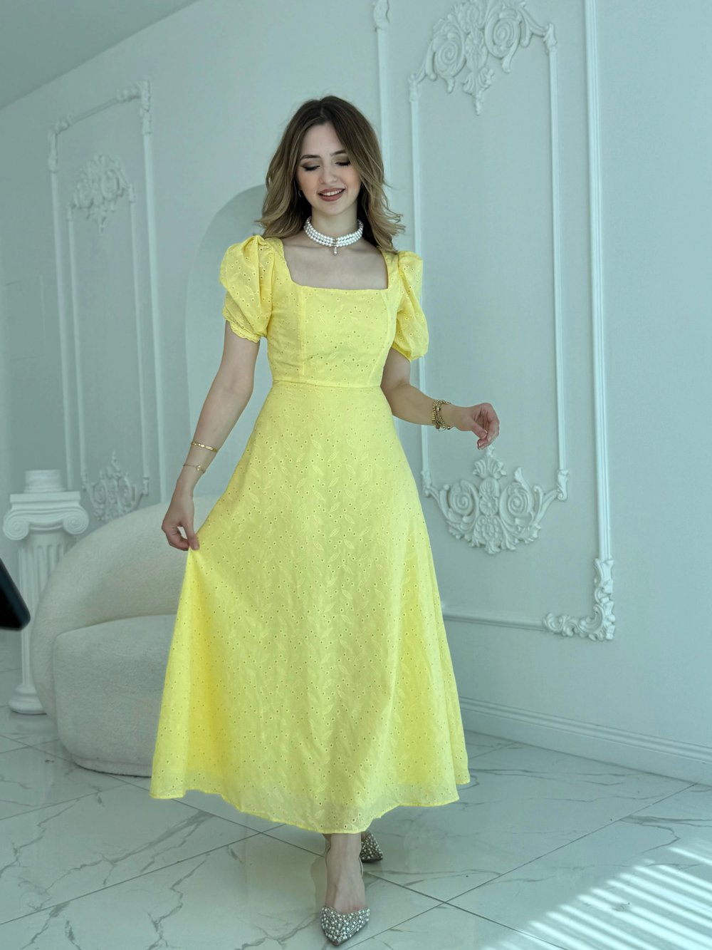 Kare Yaka Balon Kollu Fisto Sarı Elbise