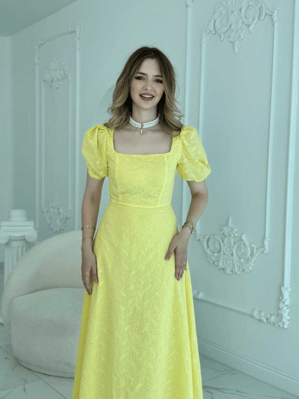 Kare Yaka Balon Kollu Fisto Sarı Elbise