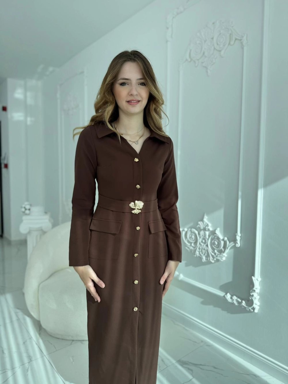 Modern Tasarım Altın Düğme Detaylı Kemerli Kahve Elbise