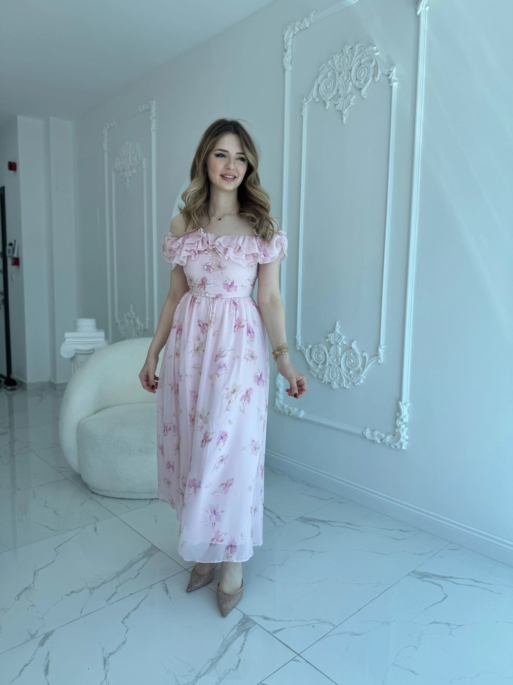 Pembe Şifon Kumaş Boyun Bağlama Detaylı Elbise