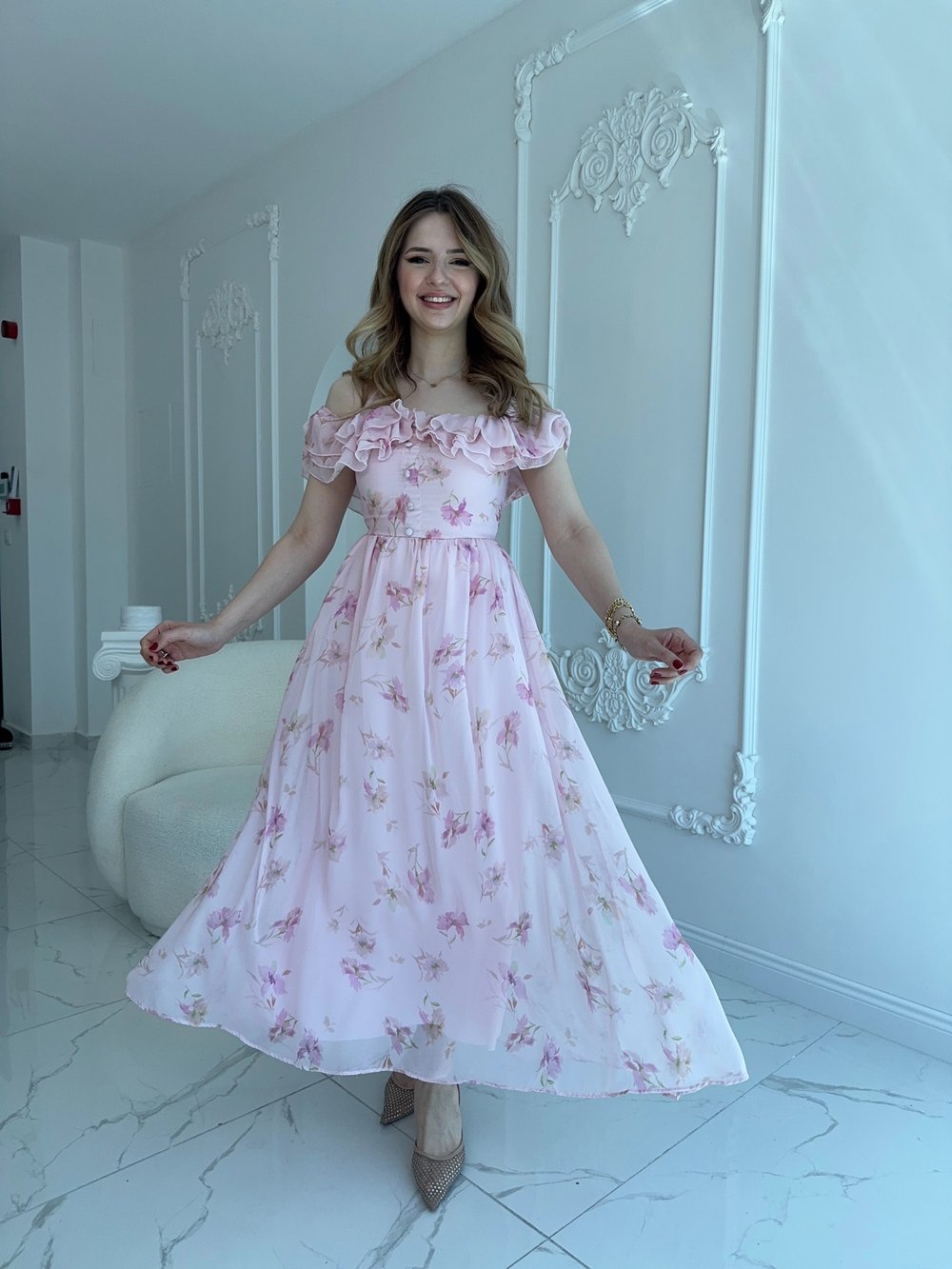 Pembe Şifon Kumaş Boyun Bağlama Detaylı Elbise
