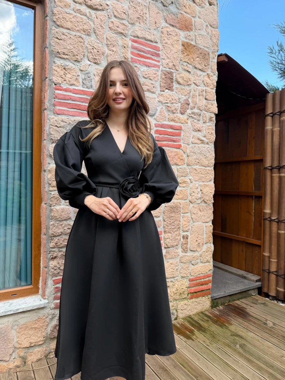 Rosa Siyah Gül Kemer Detaylı Scuba Maxi Boy Elbise
