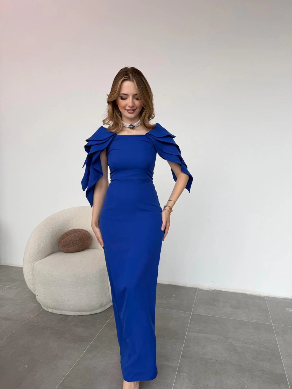 Şık Kat Detaylı Angel Model Saks Elbise