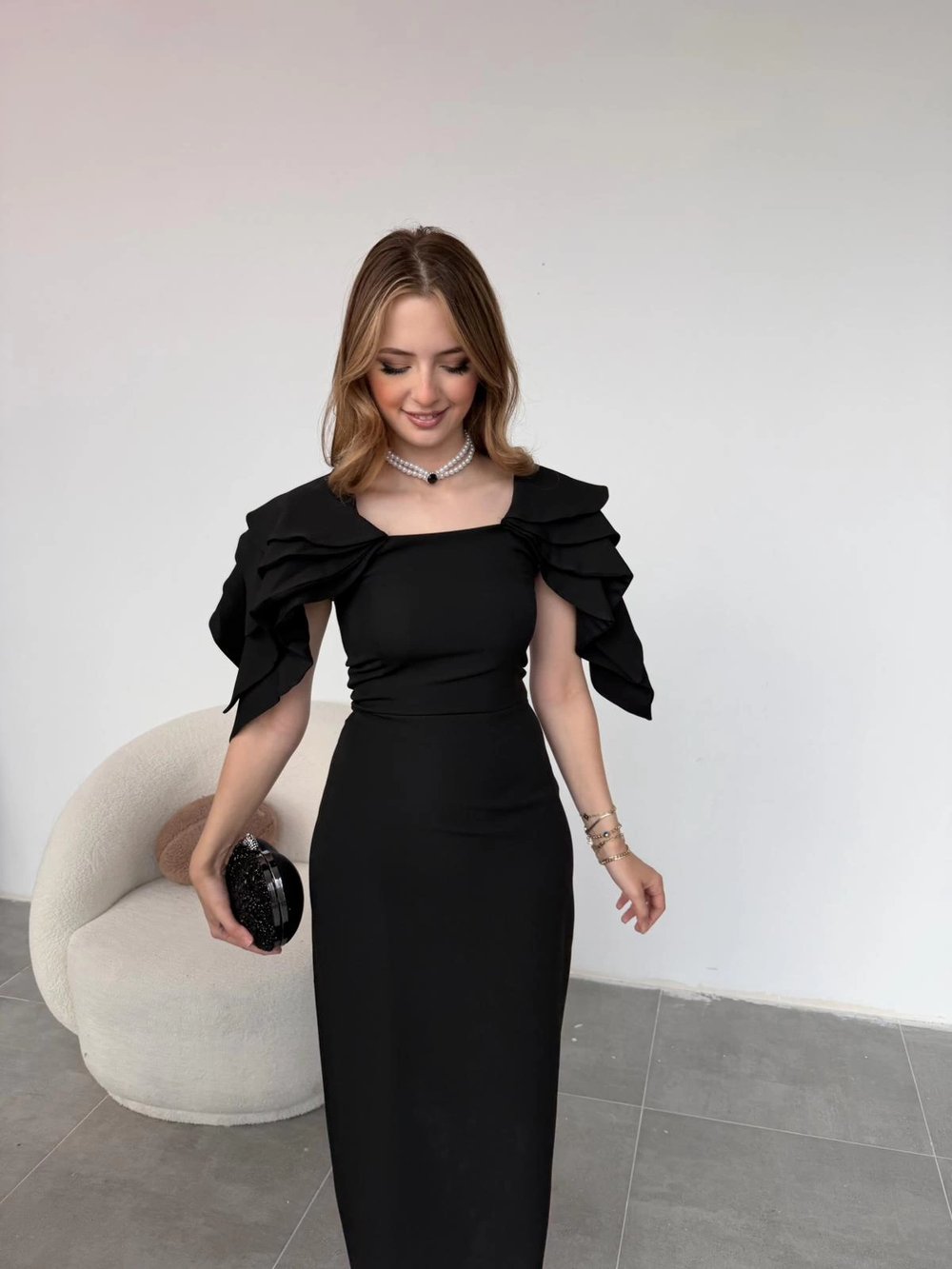 Şık Kat Detaylı Angel Model Siyah Elbise