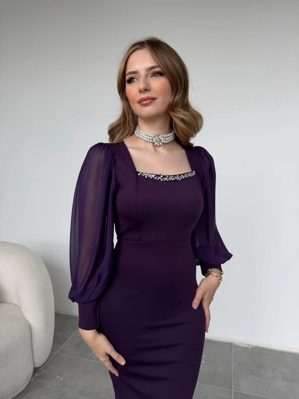 Taş Detaylı Kare Yaka Tül Kollu Midi Boy Mor Elbise