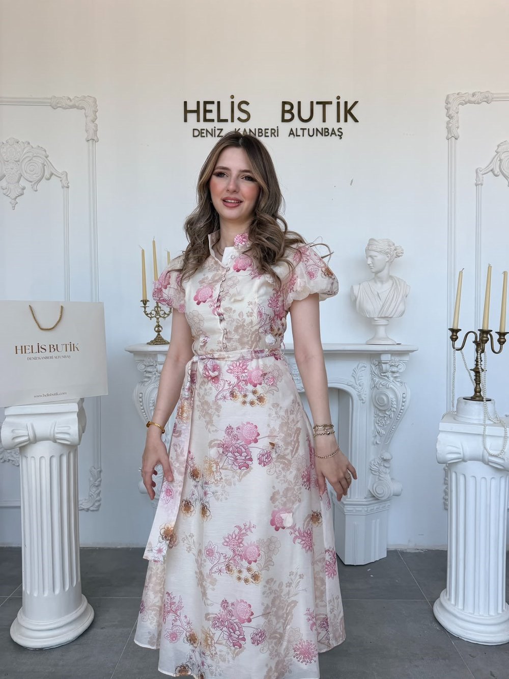 Hakim Yaka Karpuz Kol ve Çiçek İşlemeli Elbise - Pembe