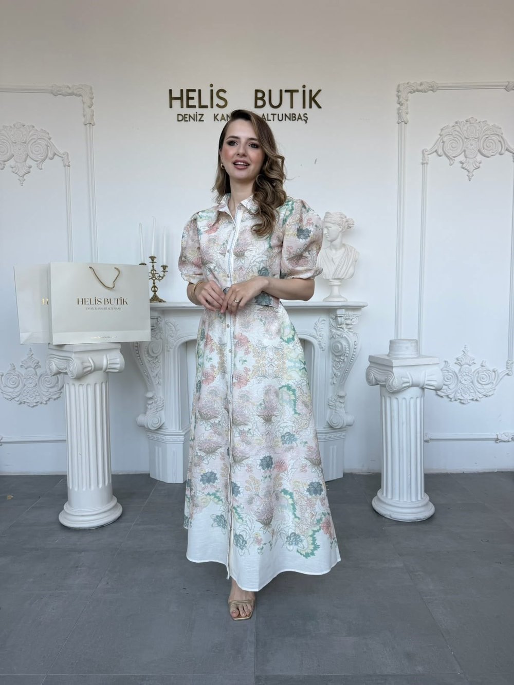 Nostaljik Çiçek Desenli Balon Kol Kemerli Keten Elbise