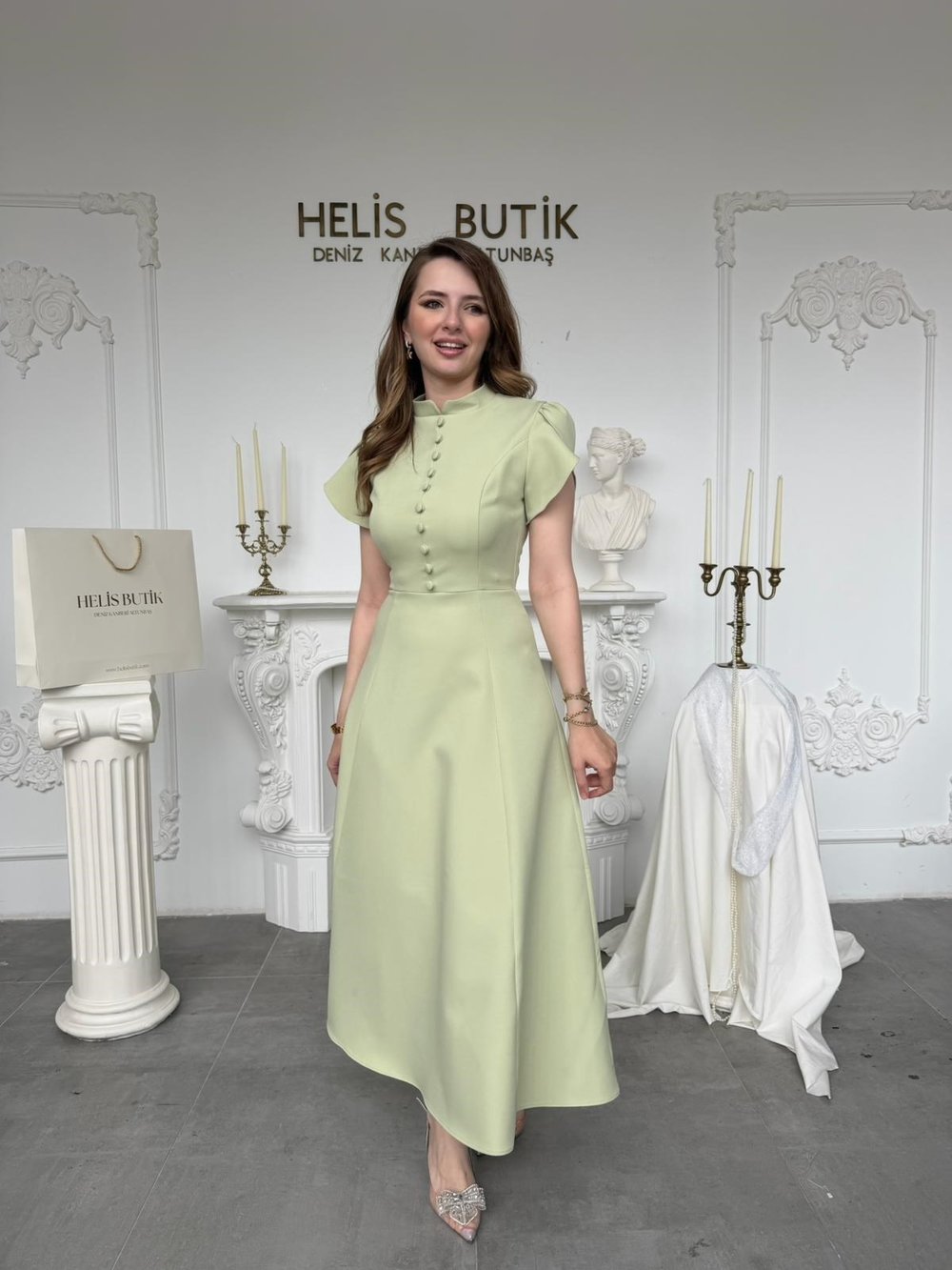 Özel Kol Tasarım Hakim Yaka Düğme Detaylı Elbise - Yeşil