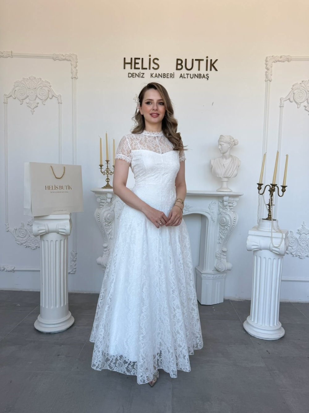 Özel Tasarım Astarlı Dantel Tam Boy Elbise - Beyaz