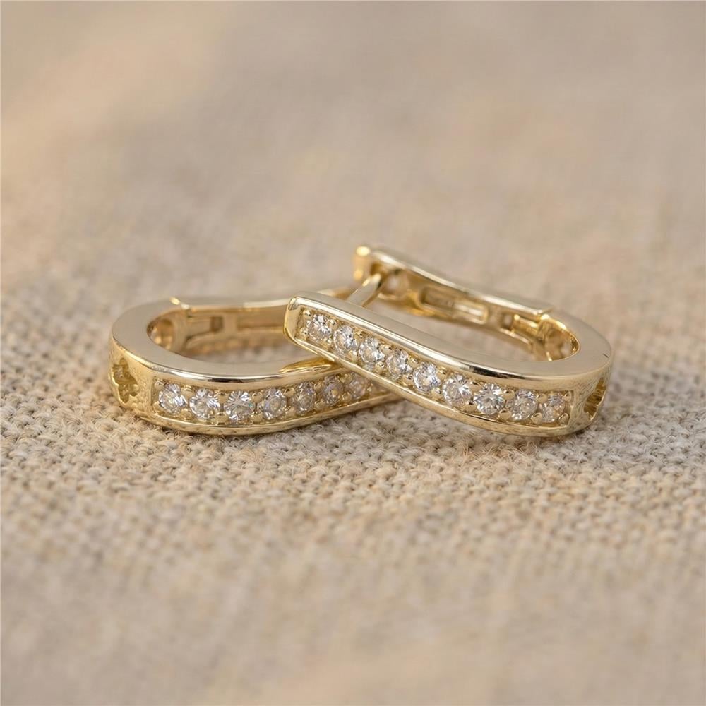 Kavisli Zirkon Taşlı Halka Küpe - 14K Altın Kaplama - 18 mm