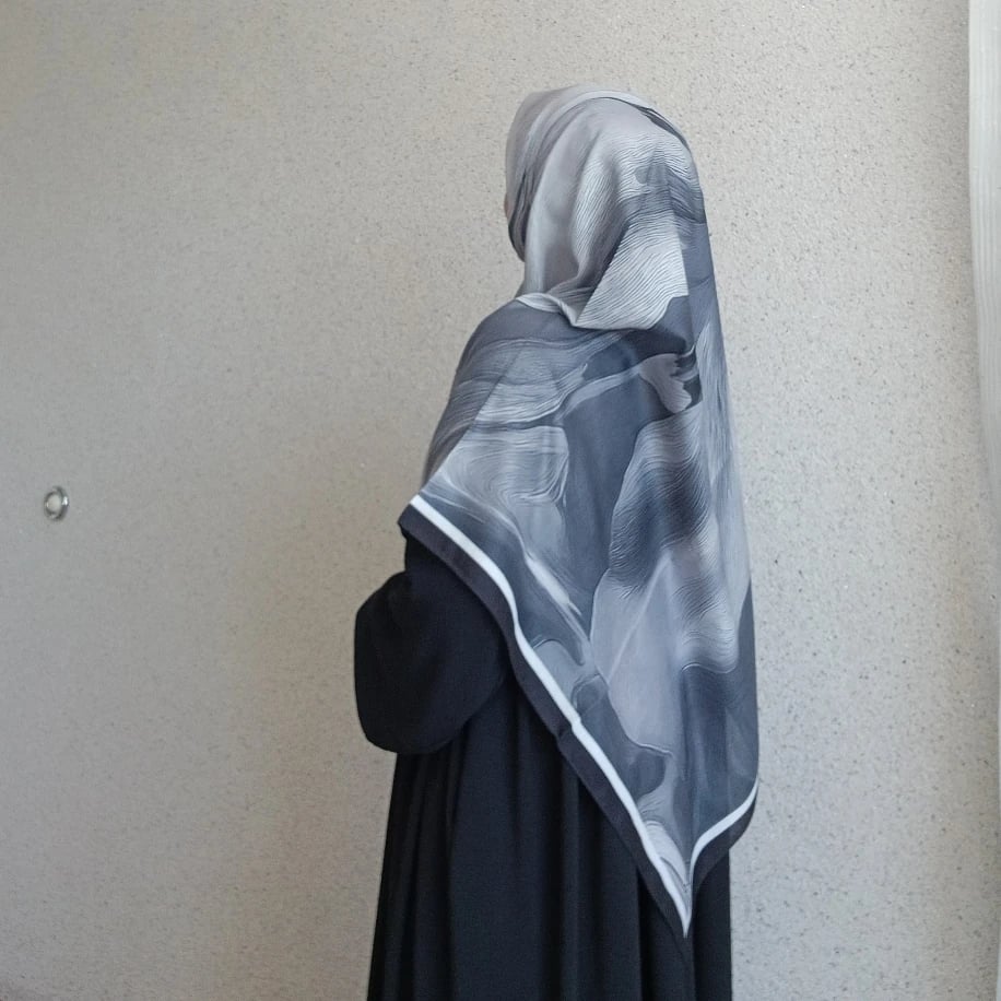 Amber Desen Pamuklu Eşarp-Siyah