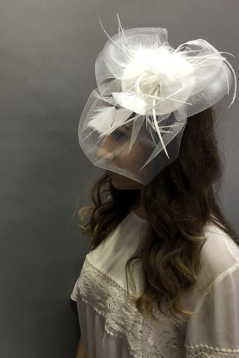 Beyaz Tüllü Vualet Nikah Şapkası