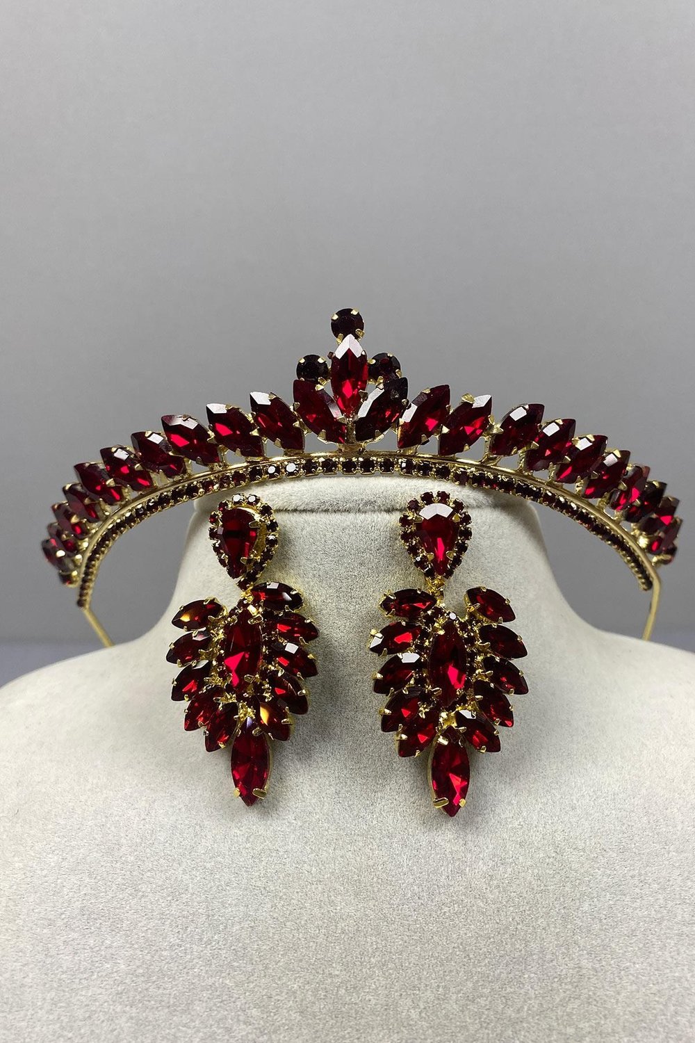 Bordo Gold Ece Gelin Kına Tacı Ve İnce Mekik Taşlı Küpe Seti