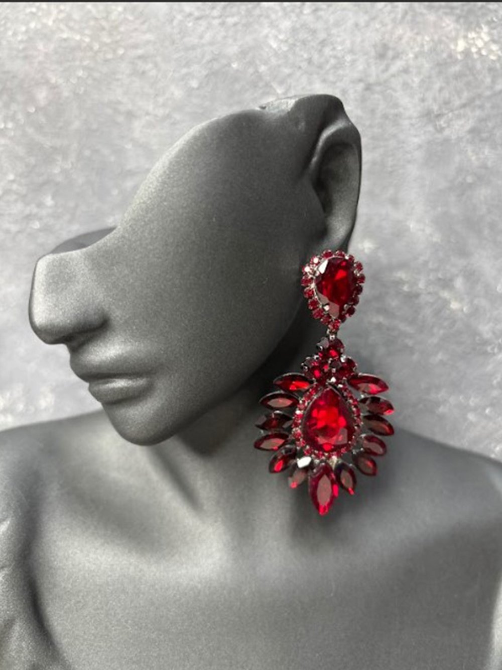Bordo Iris Damla Mekikli Taşlı Abiye Lüx Gelin Küpesi