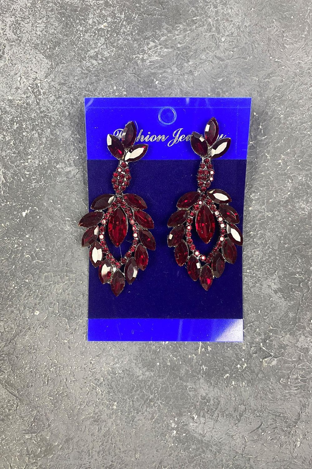 Bordo Mekik Duru Yaprak Desenli Taşlı Abiye Küpe