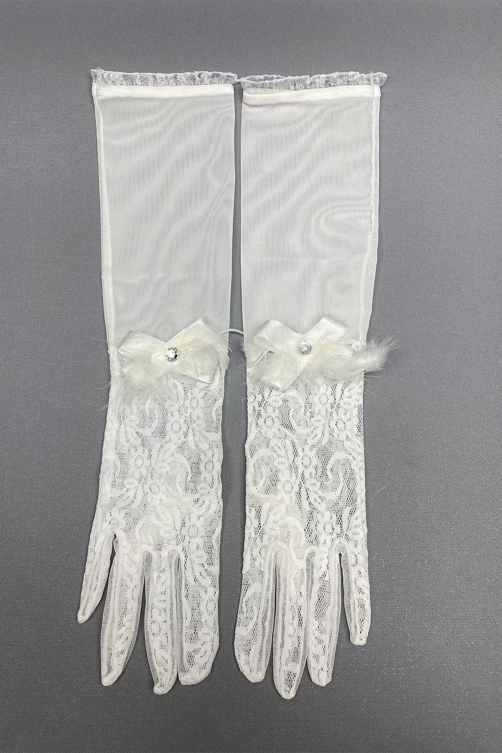 Dantelli Gelin Eldiveni ve Nikah Şapkası