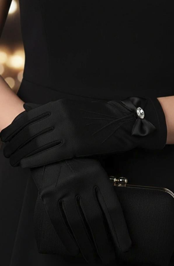 Saten Gelin Eldiveni - Fiyonklu ve Taş Detaylı Kısa Nikah Eldiveni
