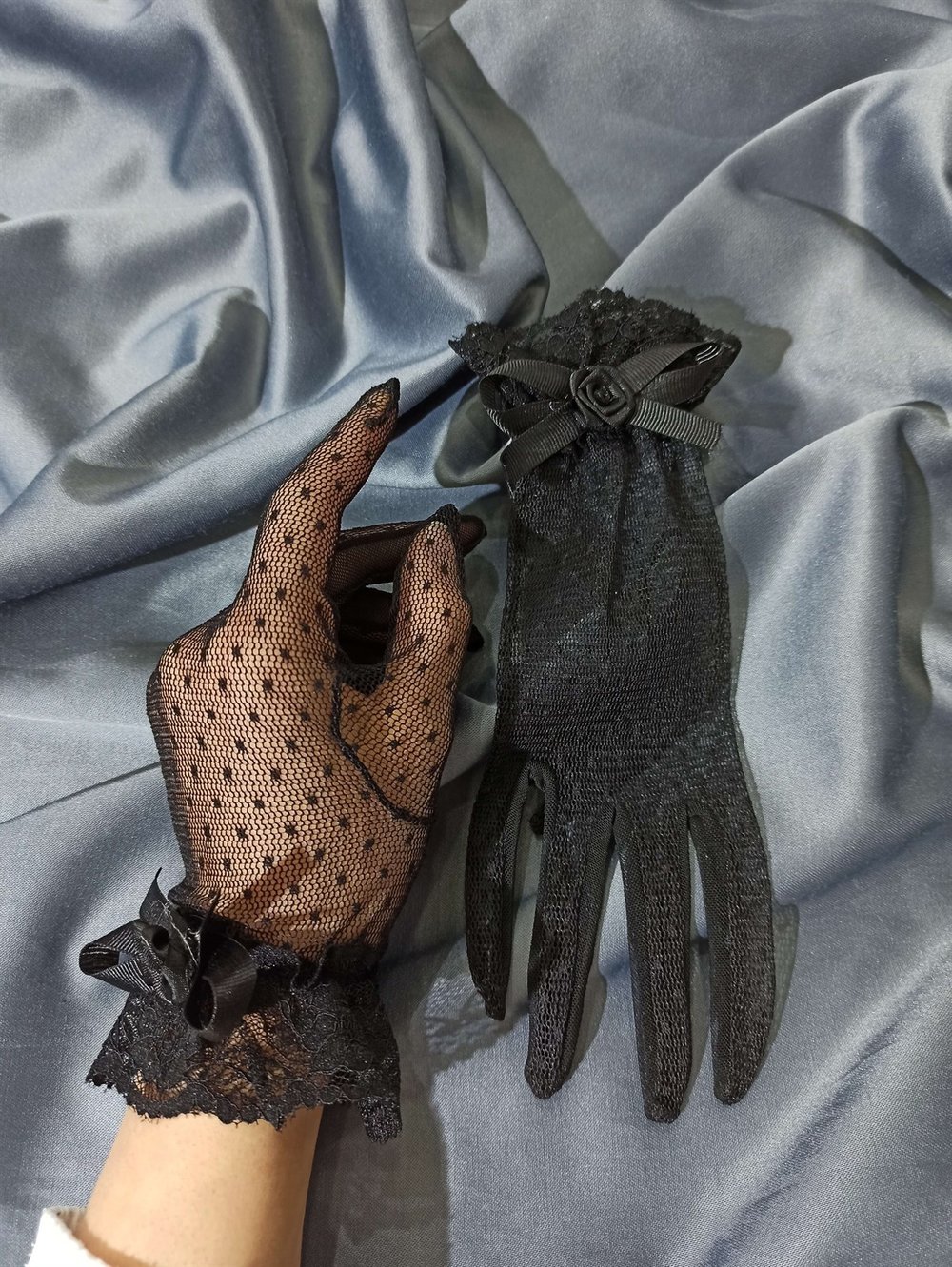 Siyah Puantiyeli Eldiven-Vualet Nikah Şapkası