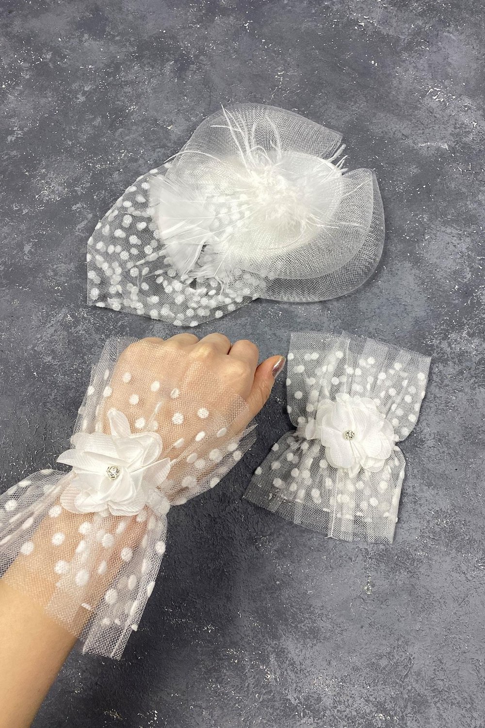 Vualet Nikah Şapkası Ve Vera Taşlı Çift Bilek Aksesuar