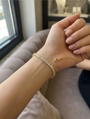 Toptan Zirkon Taşlı Lüks Su Yolu Çelik Bileklik - Gold Kaplama