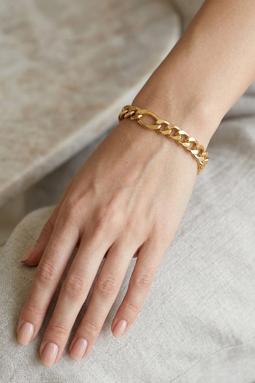 Xuping Toptan Gurmet Zincir Model Burgu Detaylı Gold Bileklik