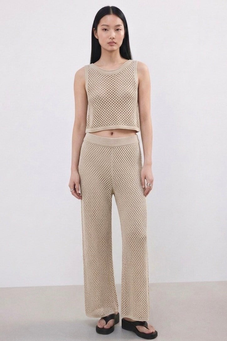 Delikli Crop Plaj Atlet Bej