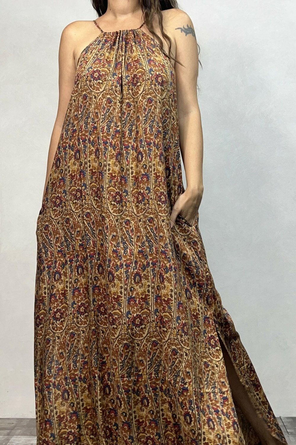 Halter Yaka Yırtmaçlı Bohem Elbise - Hardal