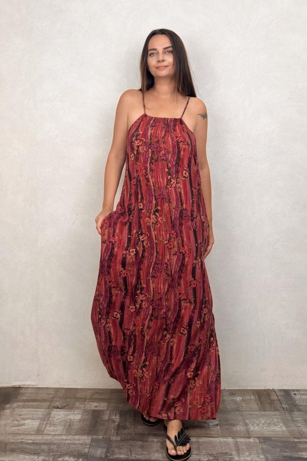 Halter Yaka Yırtmaçlı Bohem Elbise - Mercan Kırmızı