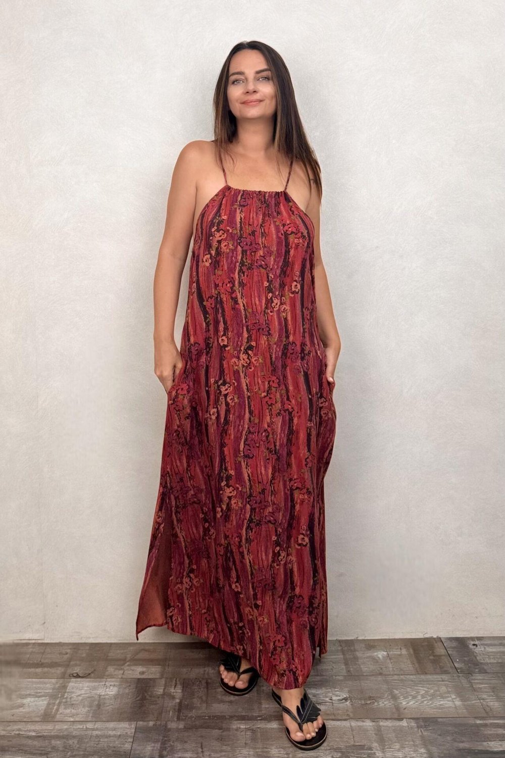 Halter Yaka Yırtmaçlı Bohem Elbise - Mercan Kırmızı