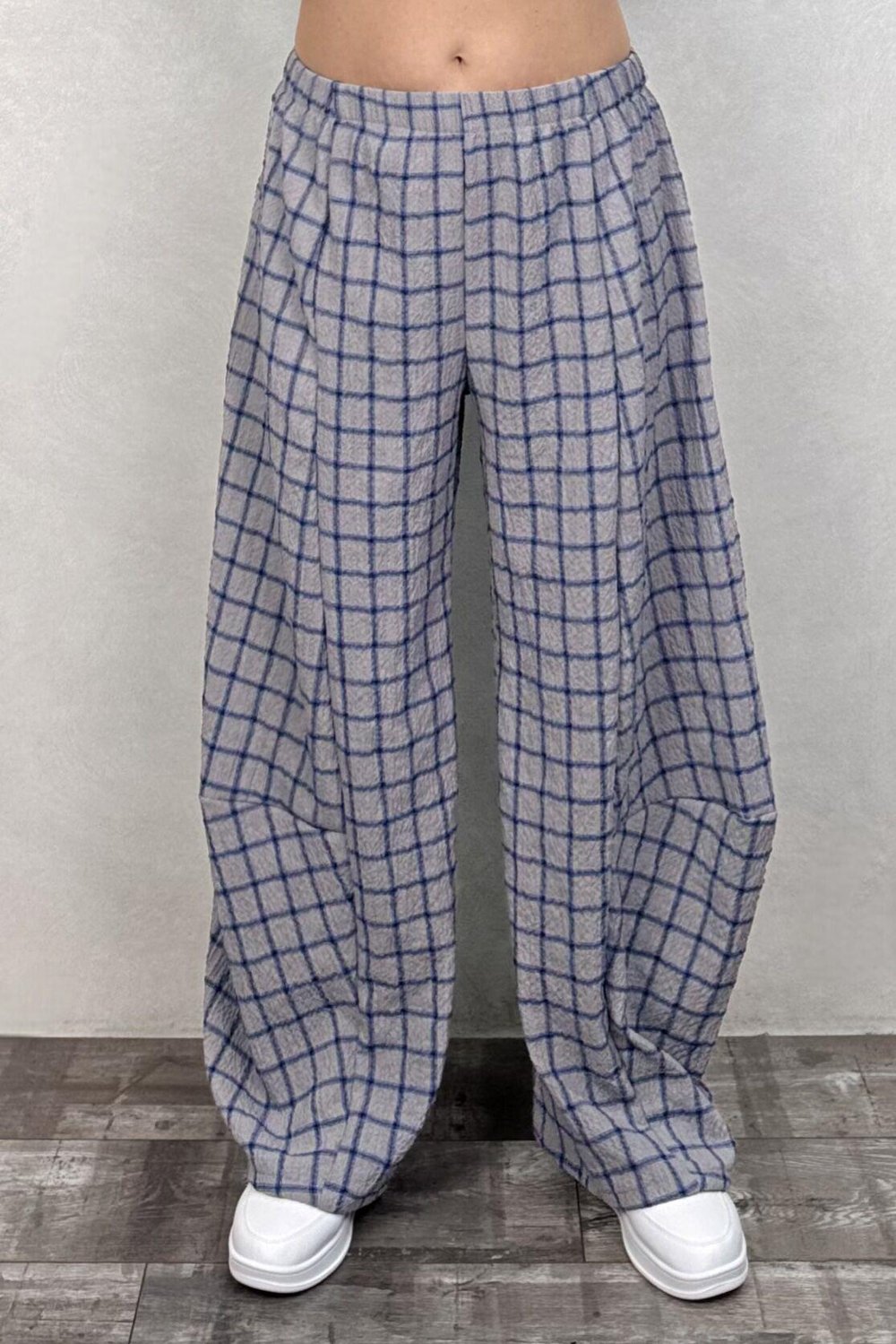 Paça Detaylı Gofre Pantolon - Gri Ekose