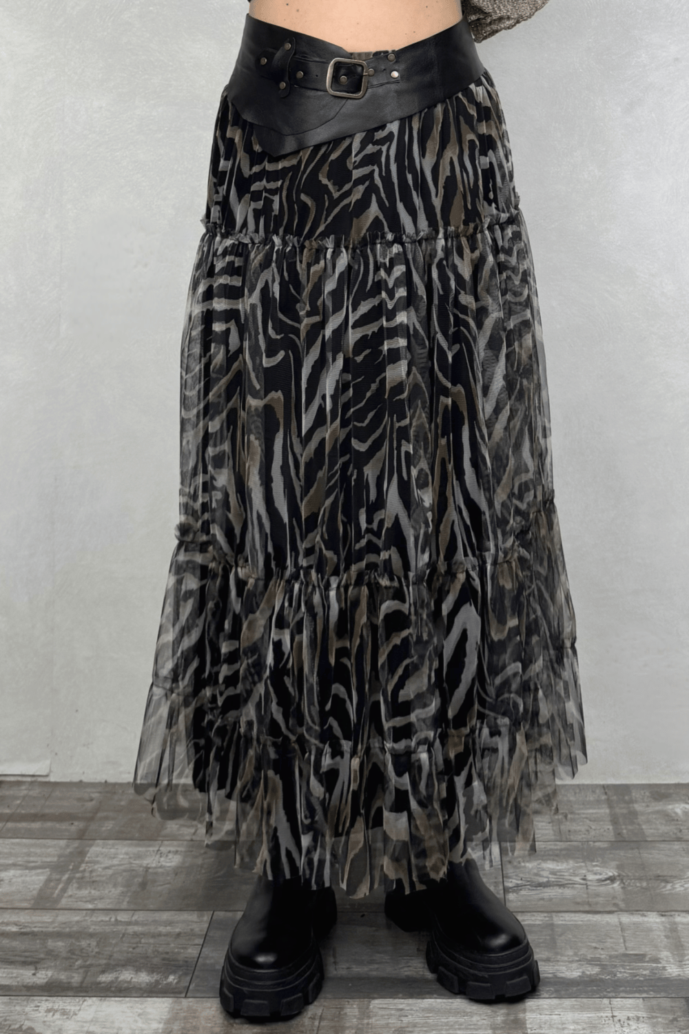 Uzun Tül Etek - Zebra