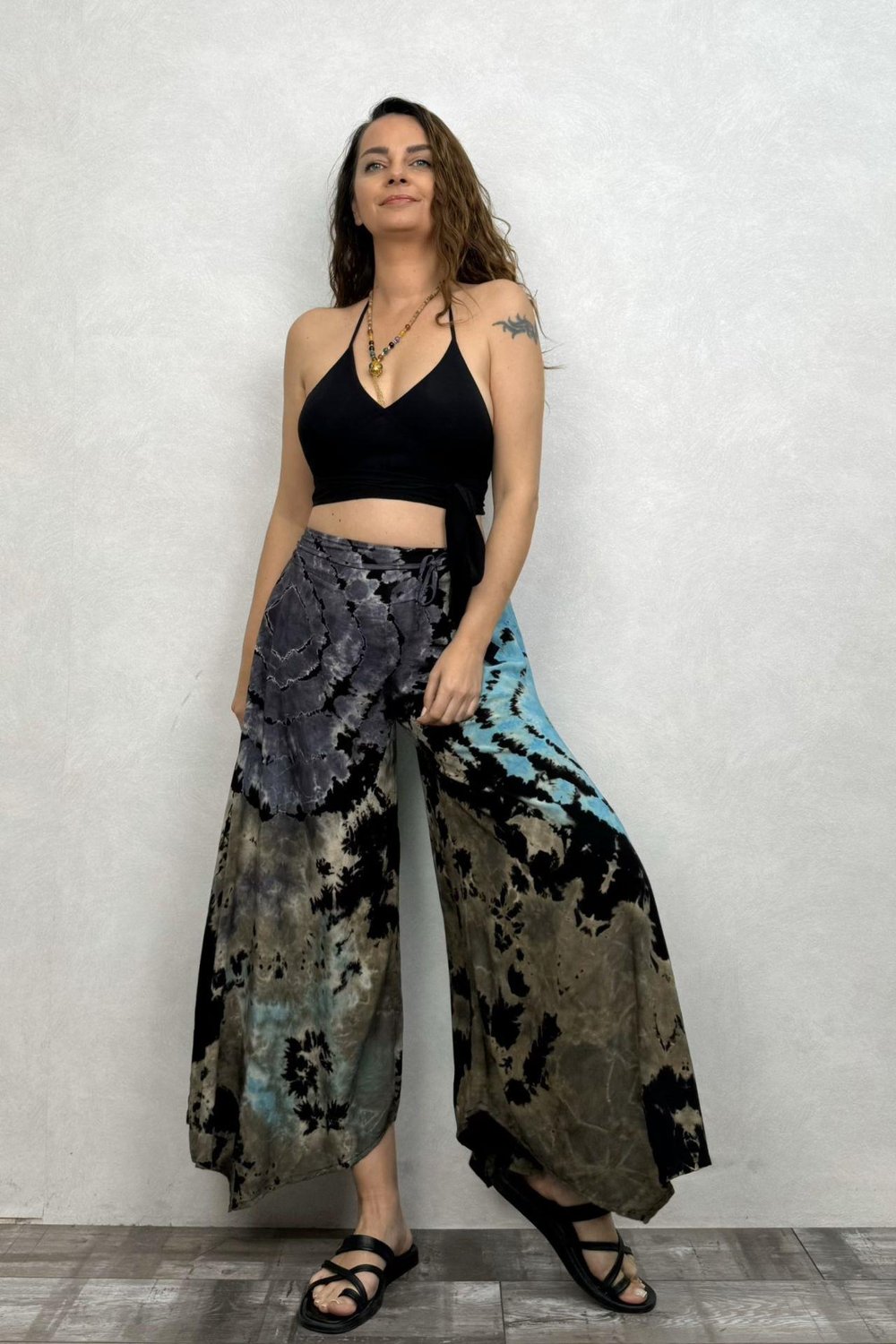 Yırtmaçlı Batik Pantolon - Siyah