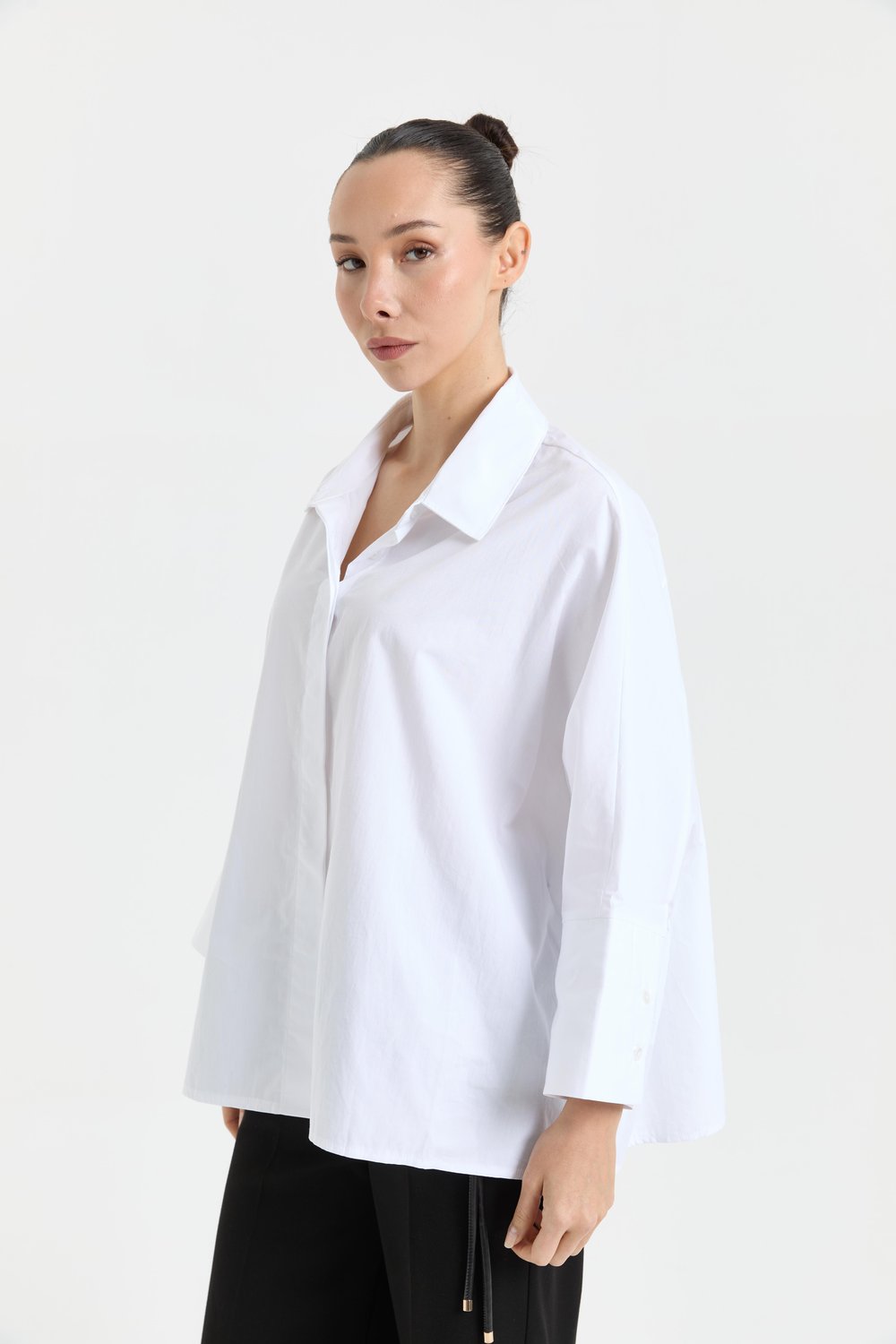 Beyaz Oversize Poplin Gömlek