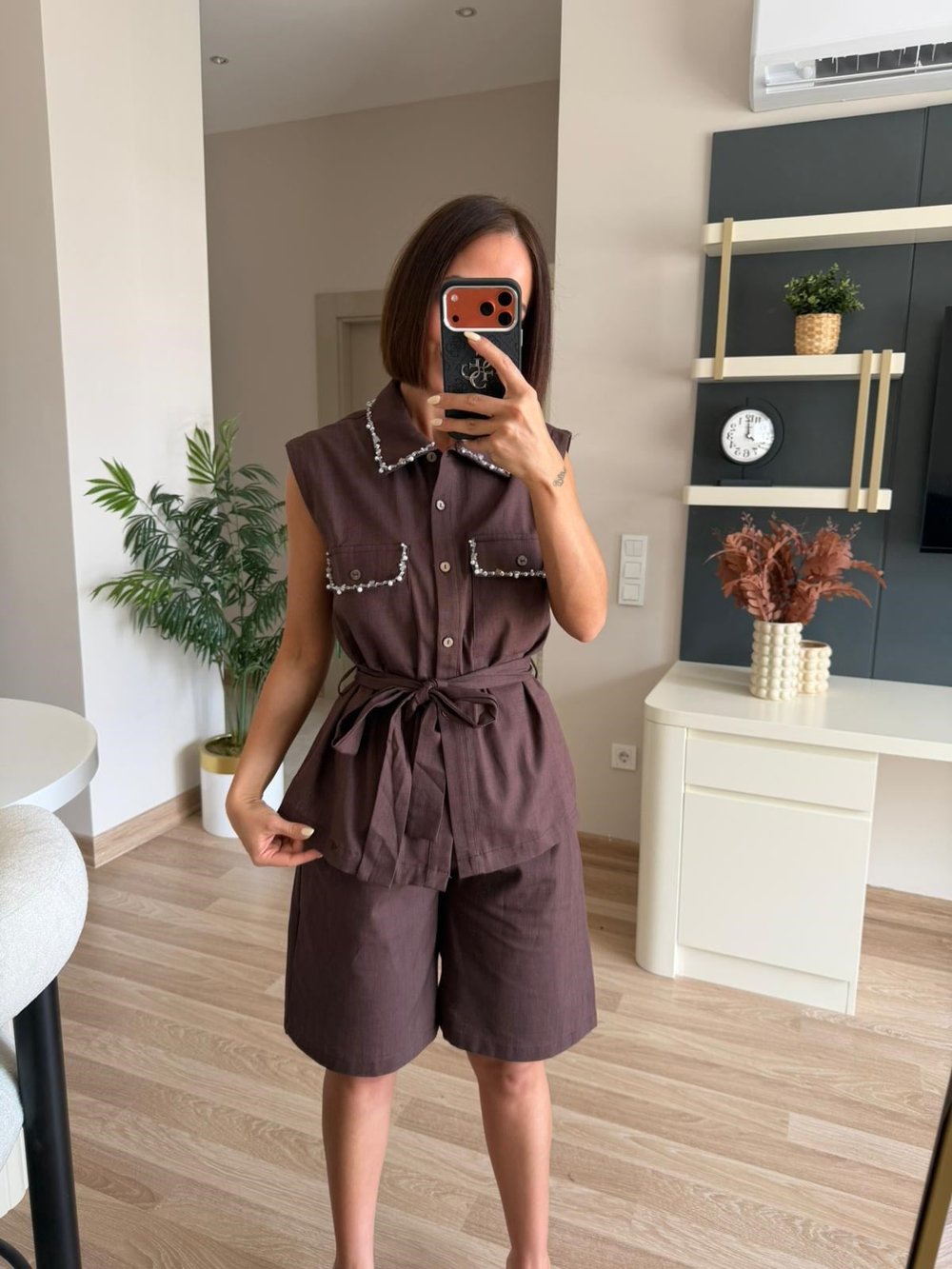 Marka Model Kahverengi Boncuklu Payetli Keten Gömlekli Takım