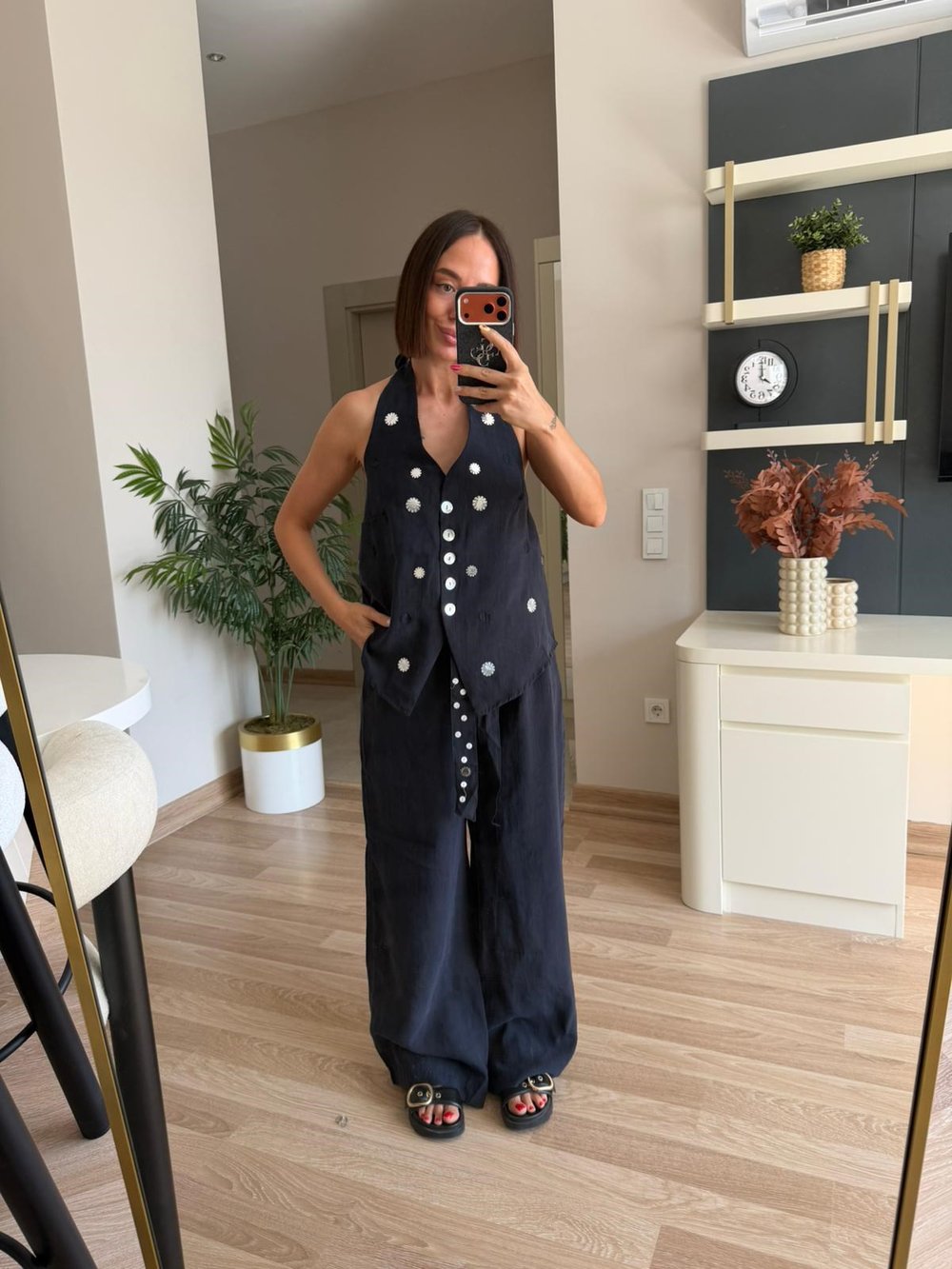 Marka Model Lacivert Aksesuarlı Yelek Pantolon Takım