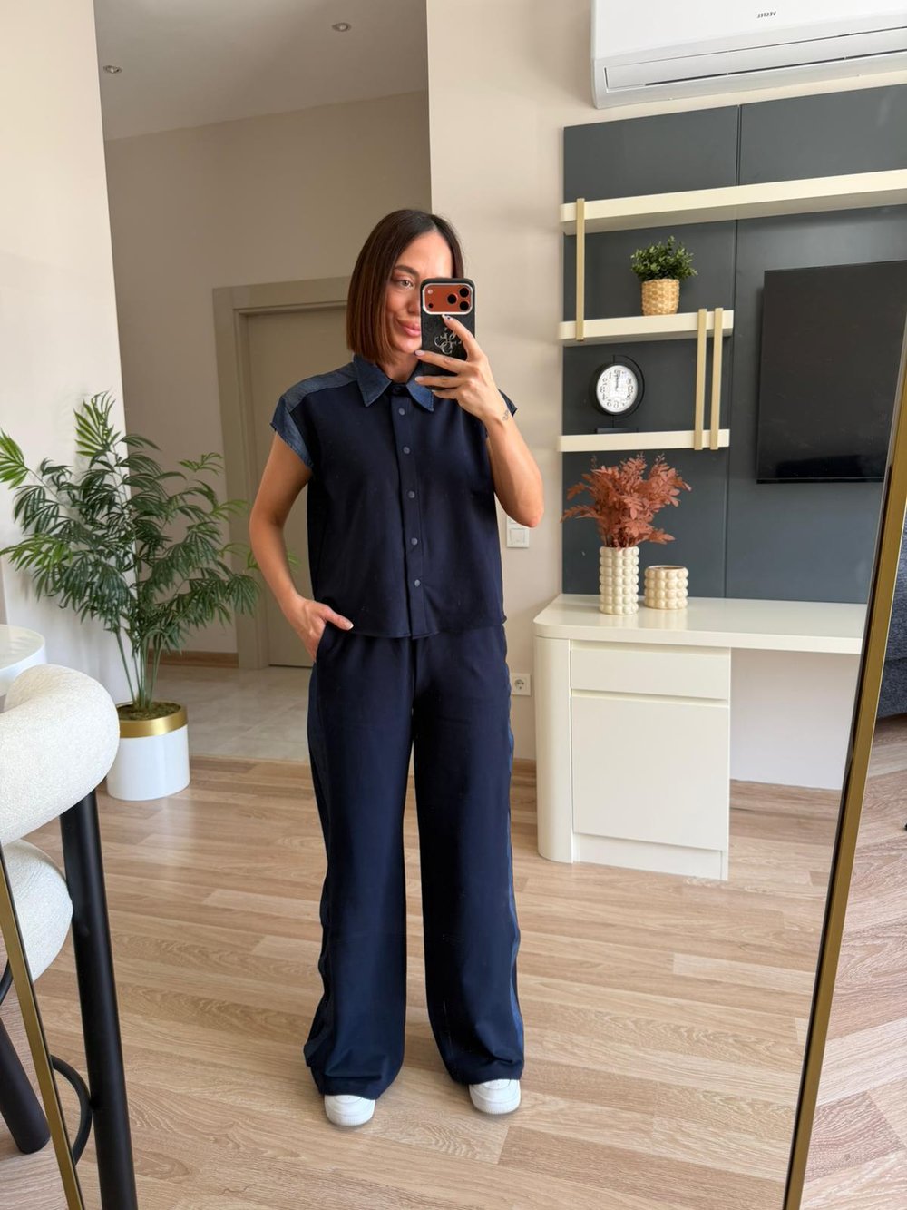 Marka Model Lacivert Denim Detaylı Takım