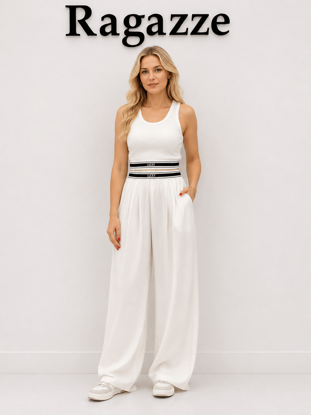  BELİ LASTİKLİ LUCKY YAZILI PANTOLON