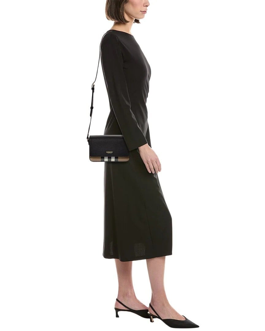 BURBERRY KADIN OMUZ ÇANTASI 8107269-BLACK