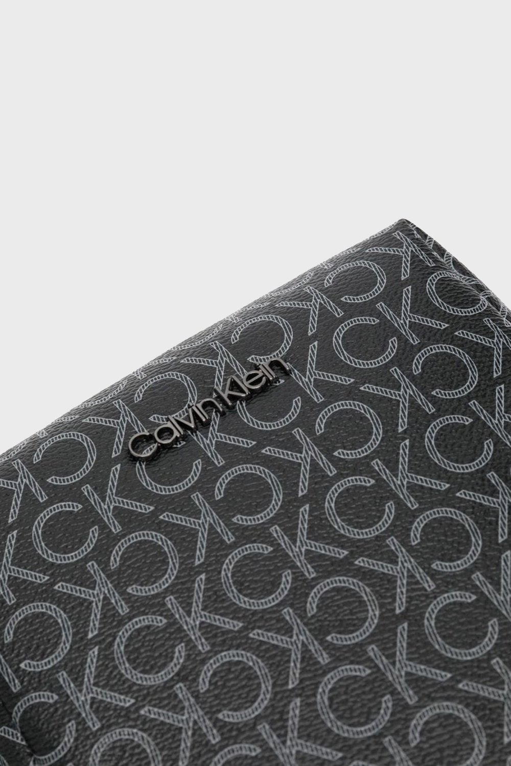 CALVIN KLEIN ERKEK OMUZ CANTASI K50K509231-01H