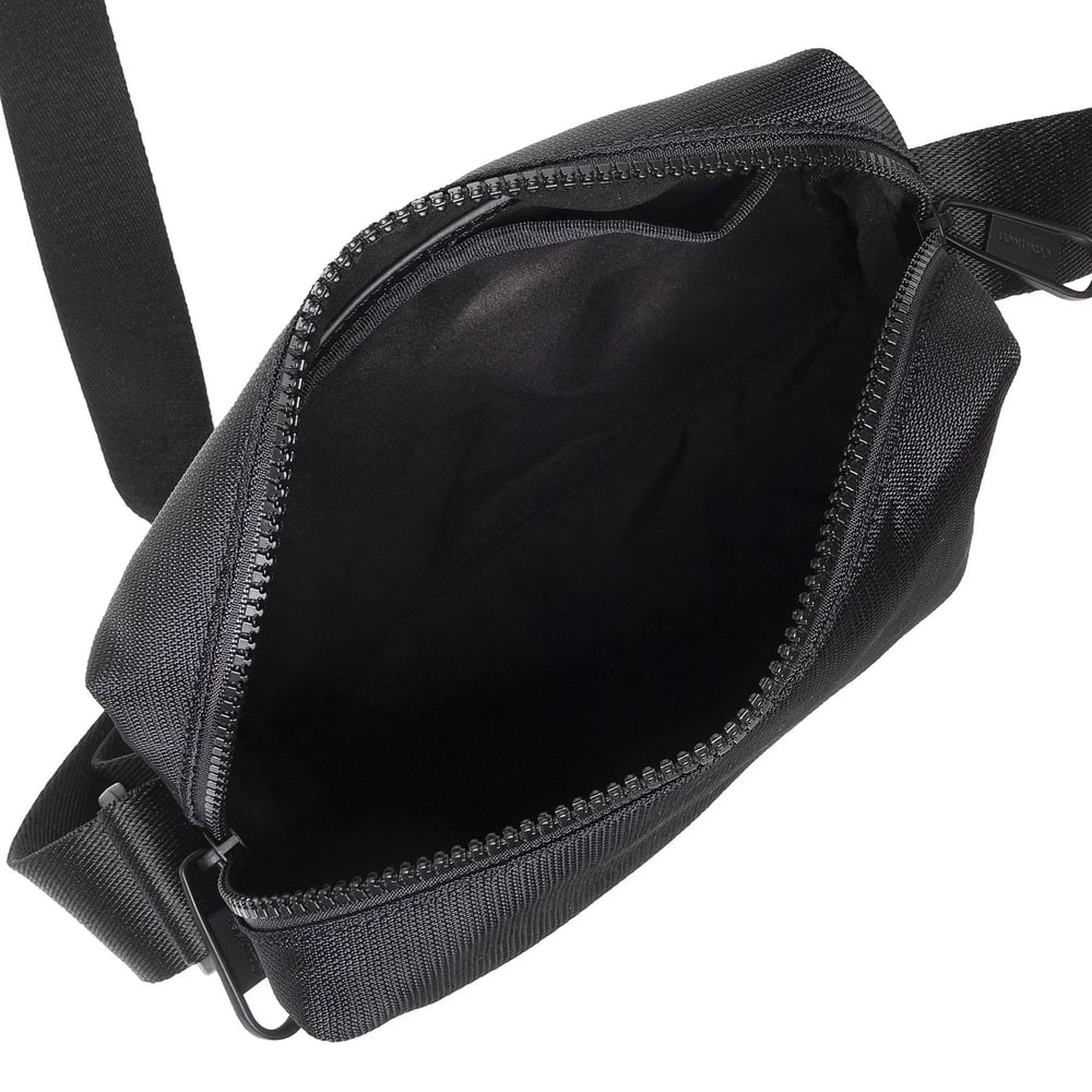 CALVIN KLEIN ERKEK OMUZ ÇANTASI K50K509545-BAX
