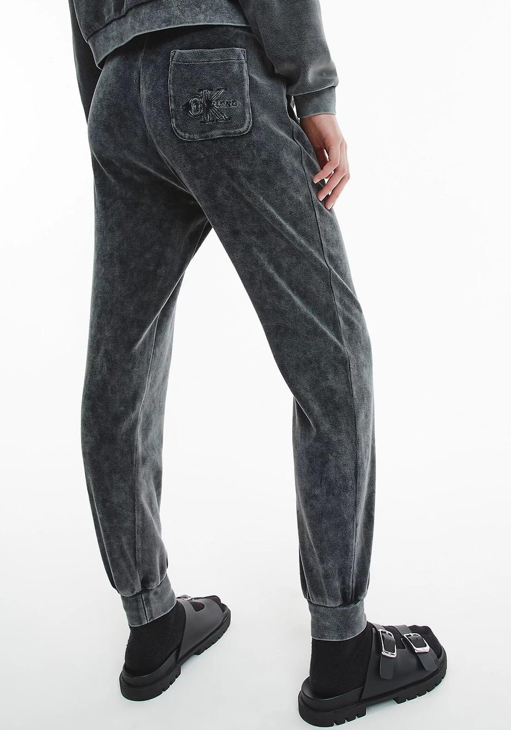 CALVIN KLEIN KADIN EŞOFMAN ALTI J20J216432-BEH