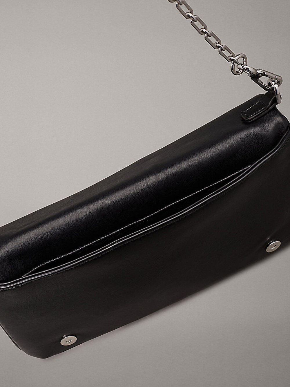 CALVIN KLEIN KADIN OMUZ ÇANTASI K60K612787-BEH