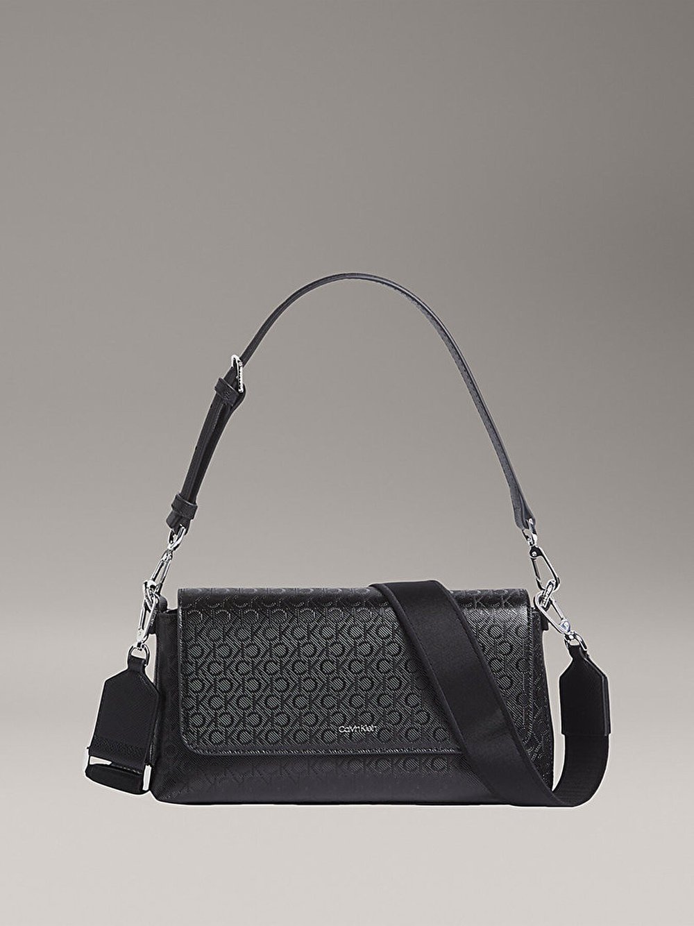 CALVIN KLEIN KADIN OMUZ ÇANTASI LV04F3101G-UB1