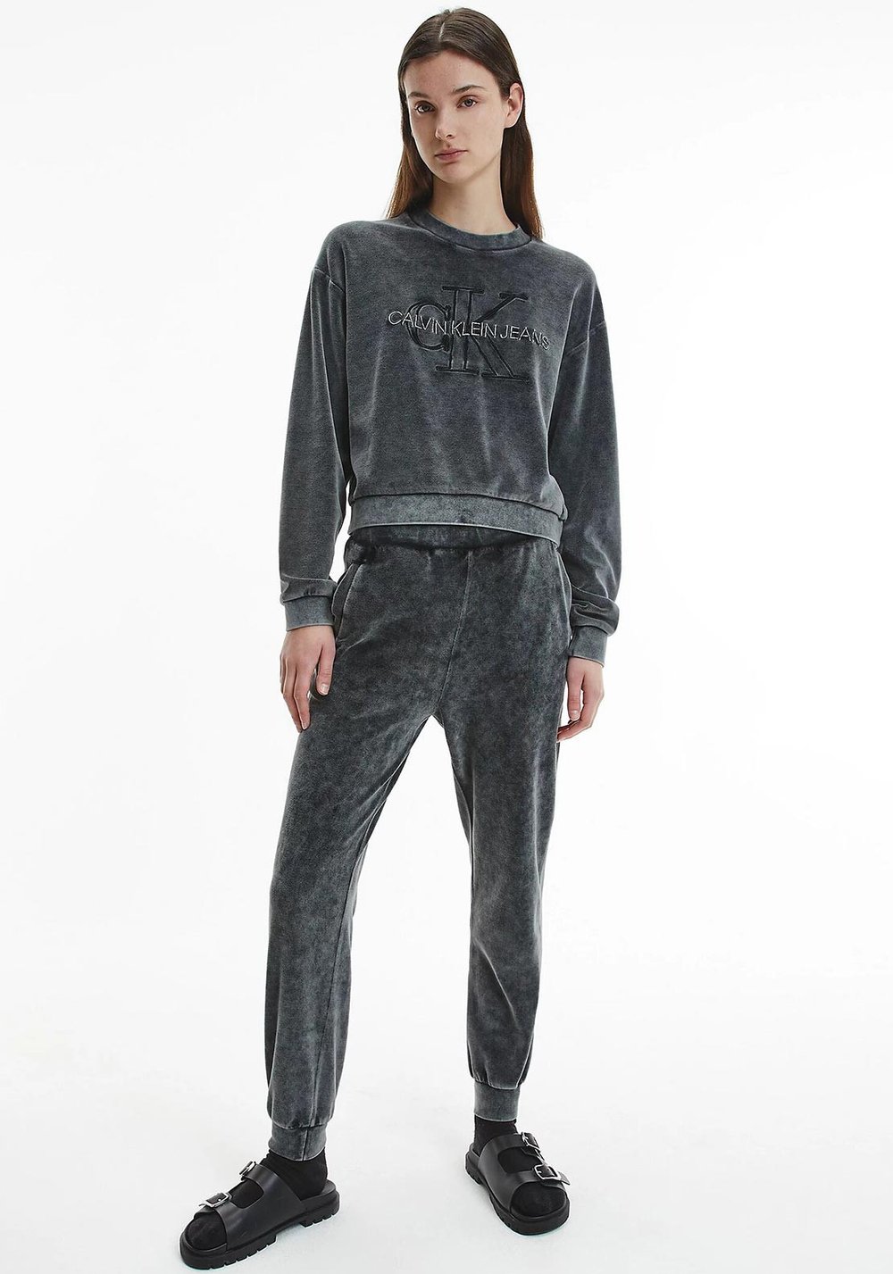CALVIN KLEIN KADIN SWEATSHIRT J20J216237-BEH