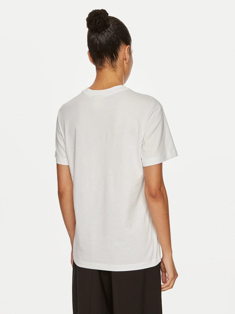 CALVIN KLEIN KADIN T-SHIRT K20K207519-YAF