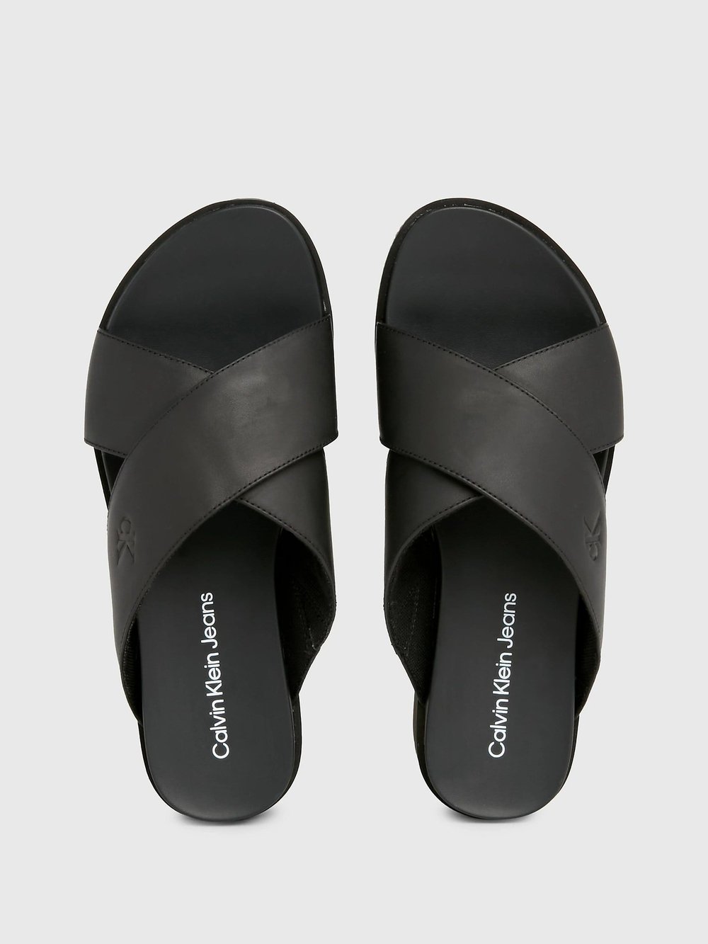 CALVIN KLEIN KADIN TERLİK YW0YW01349-0GT