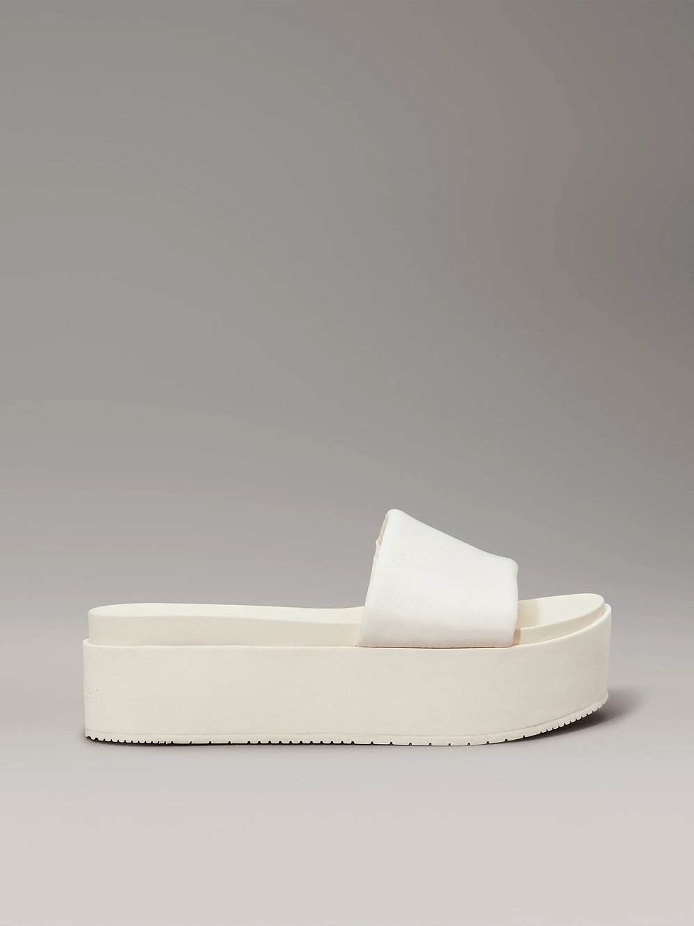 CALVIN KLEIN KADIN TERLİK YW0YW01791-AEO